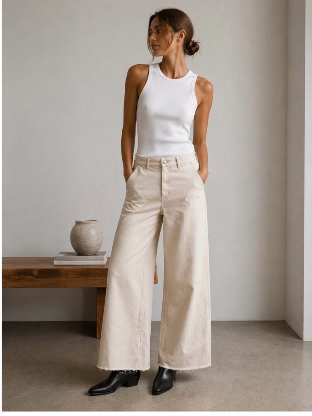 Zara size: 0. Wide Leg, Raw Hem, High Waisted Jeans. Sandy Beige color. NWOT